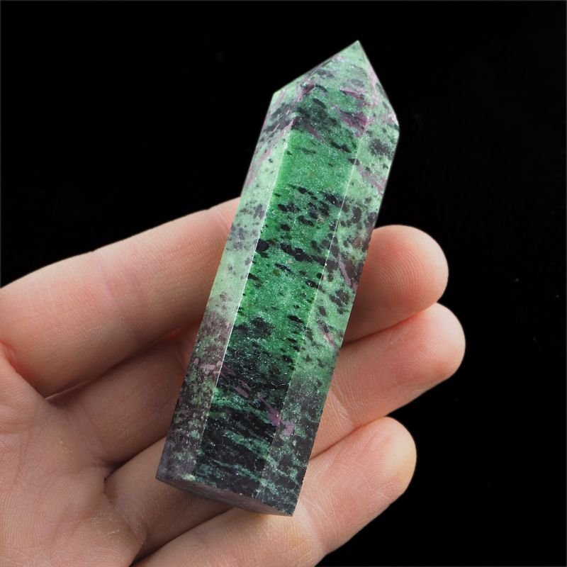 RUBIN, ZOISYT, PARGASYT - OBELISK 83 mm - FLUORESCENCYJNY -  TANZANIA