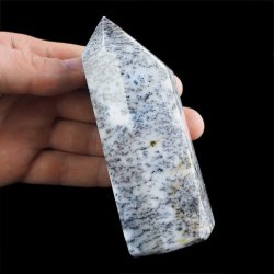 OPAL Z DENDRYTAMI - OBELISK 113 mm - MADAGASKAR