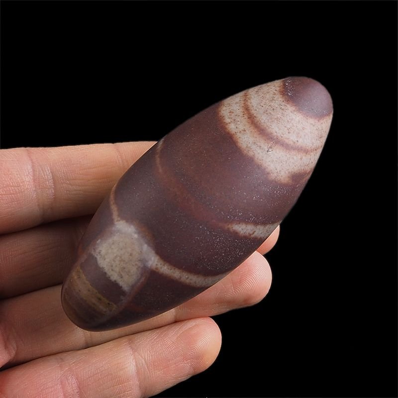 SHIVA LINGAM - 84 mm - INDIE