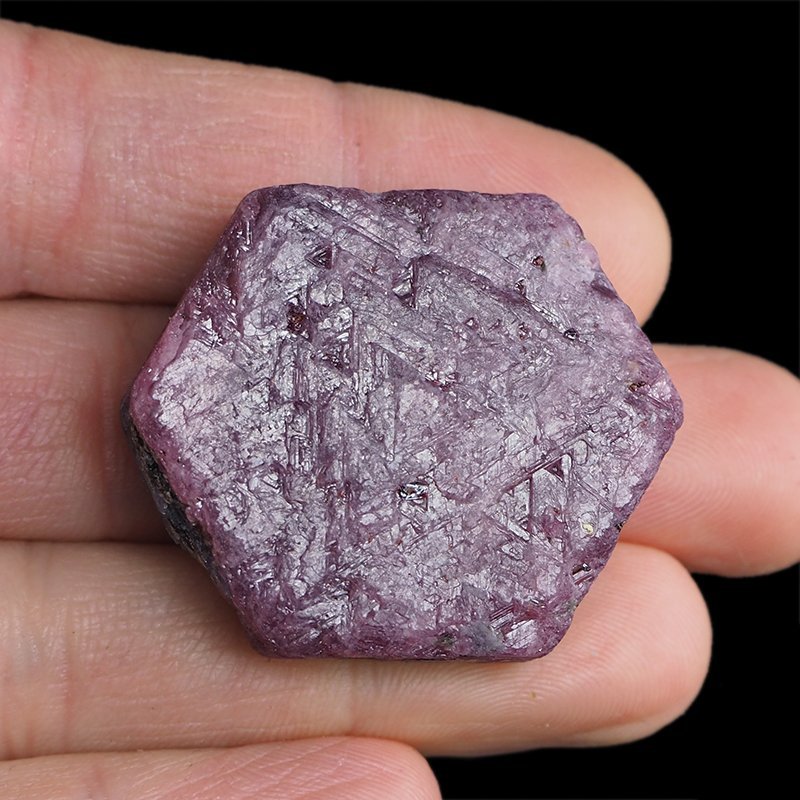 RUBIN - NATURALNY KRYSZTAŁ - 39 mm - TANZANIA