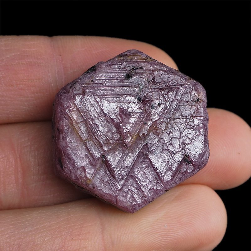 RUBIN - NATURALNY KRYSZTAŁ - 33 mm - TANZANIA