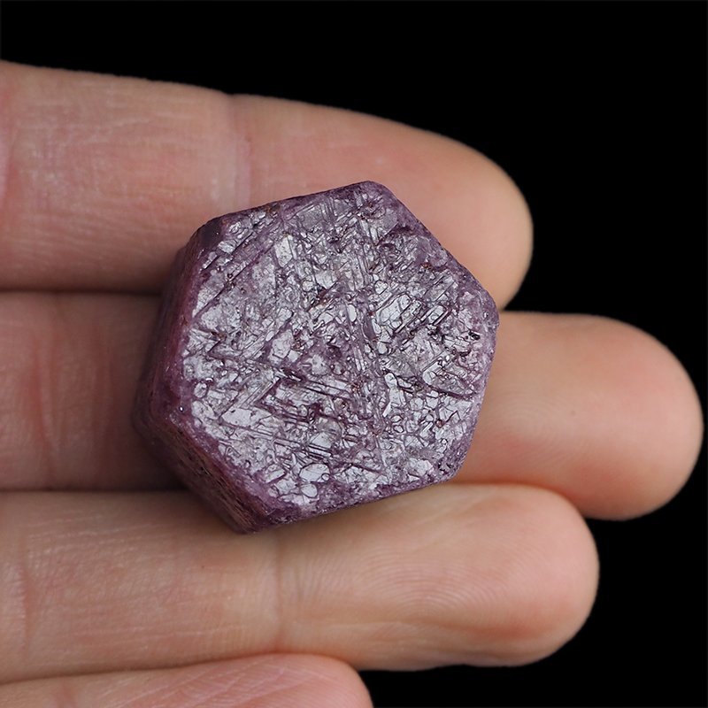 RUBIN - NATURALNY KRYSZTAŁ - 28 mm - TANZANIA