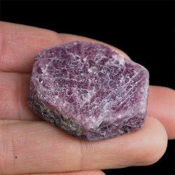 RUBIN - NATURALNY KRYSZTAŁ - 40 mm - TANZANIA