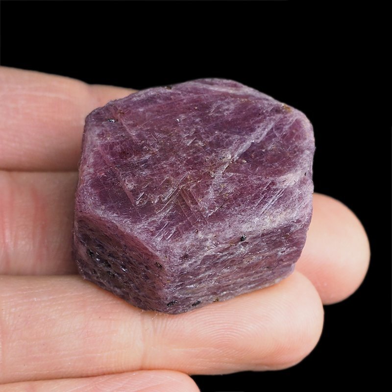 RUBIN - NATURALNY KRYSZTAŁ - 38 mm - TANZANIA