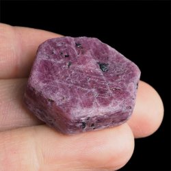 RUBIN - NATURALNY KRYSZTAŁ - 33 mm - TANZANIA