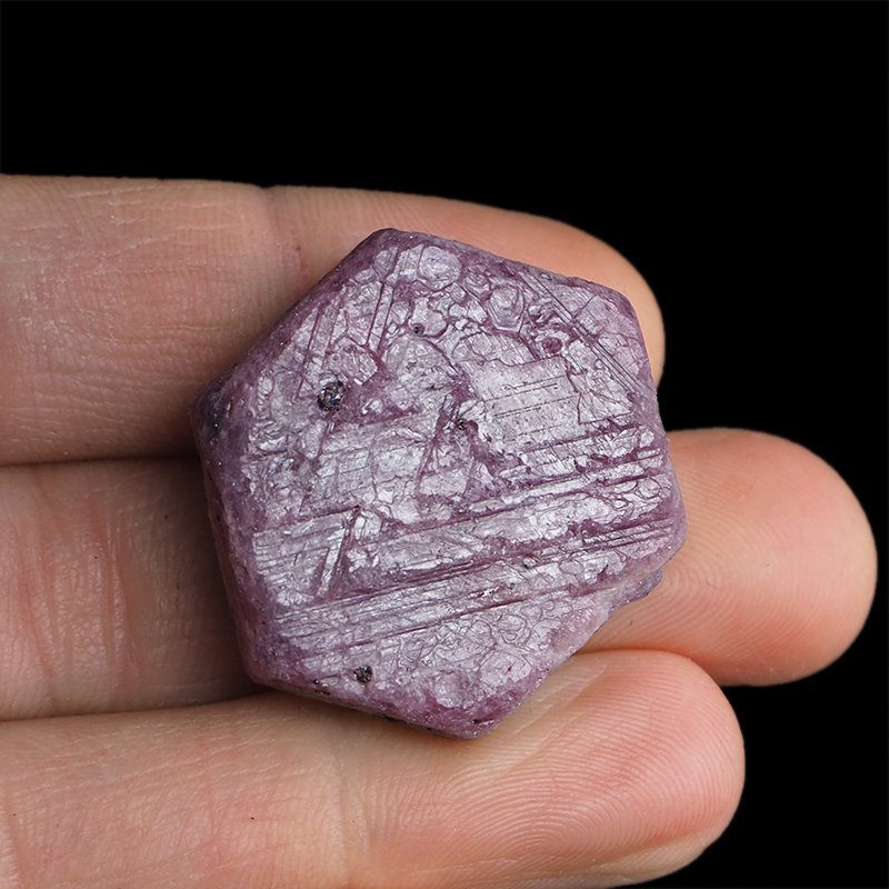RUBIN - NATURALNY KRYSZTAŁ - 33 mm - TANZANIA