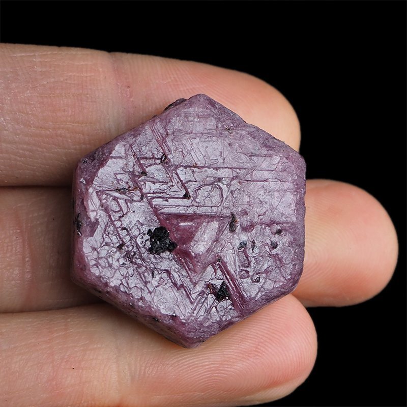 RUBIN - NATURALNY KRYSZTAŁ - 33 mm - TANZANIA
