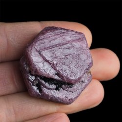 RUBIN - NATURALNY KRYSZTAŁ - 38 mm - TANZANIA