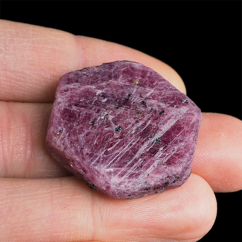 RUBIN - NATURALNY KRYSZTAŁ - 34 mm - TANZANIA