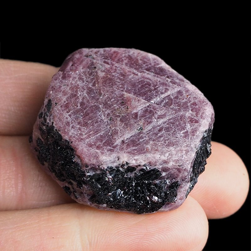 RUBIN - NATURALNY KRYSZTAŁ - 38 mm - TANZANIA