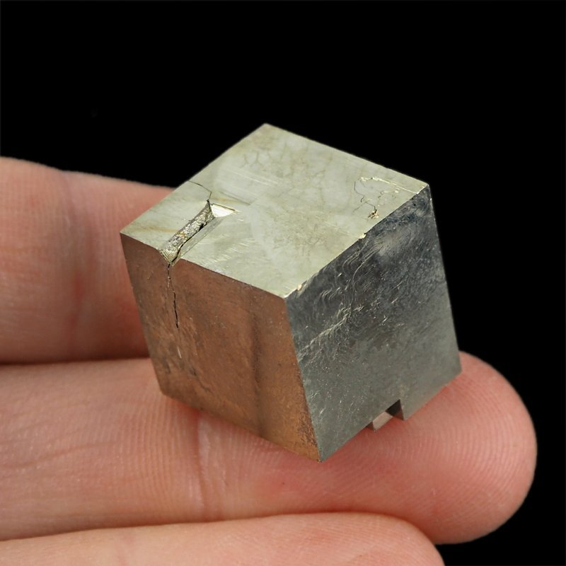 PIRYT - NATURALNY KRYSZTAŁ A 19 mm - HISZPANIA