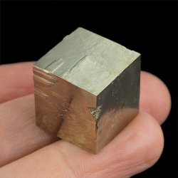 PIRYT - NATURALNY KRYSZTAŁ A 19 mm - HISZPANIA