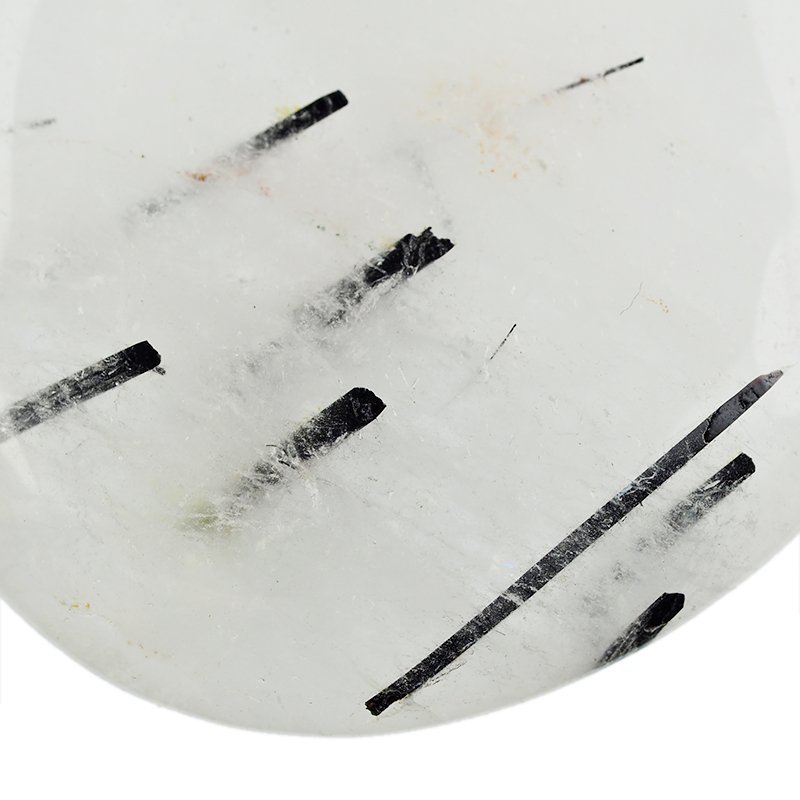 KRYSZTAŁ GÓRSKI Z CZARNYM TURMALINEM  - PŁASKI OTOCZAK - 44 mm