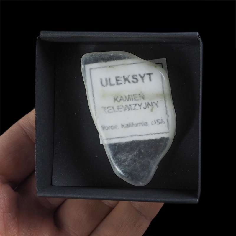 ULEKSYT- KAMIEŃ TELEWIZYJNY - 58 mm - USA