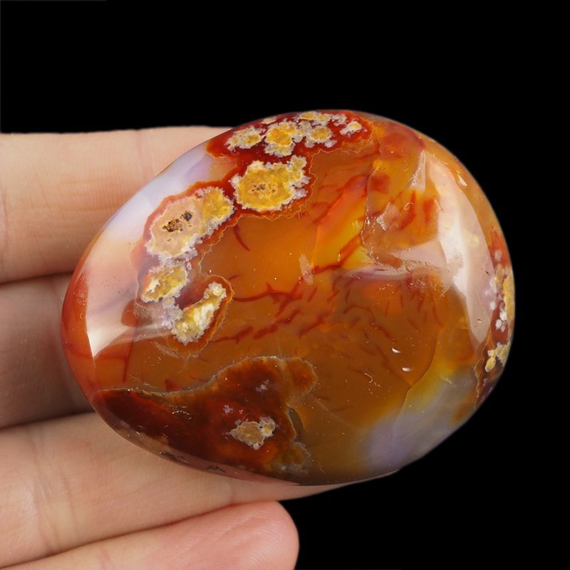 KARNEOL - OTOCZAK - 56 mm - MADAGASKAR