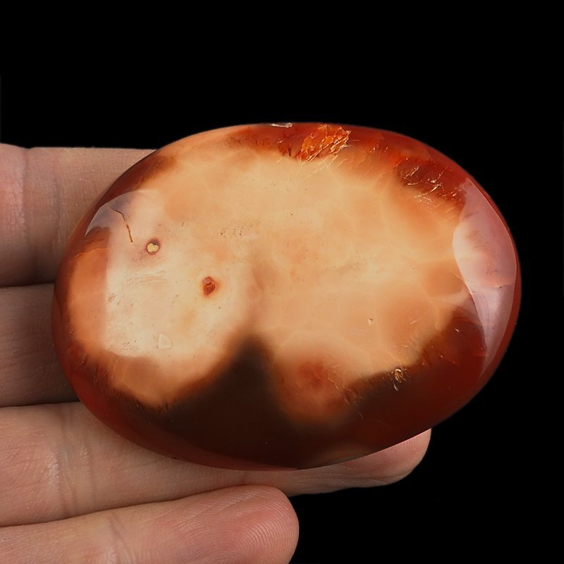 KARNEOL - OTOCZAK - 64 mm - MADAGASKAR