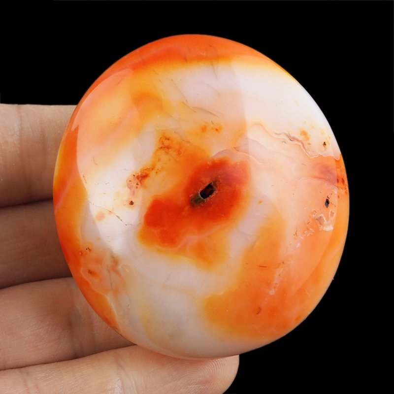 KARNEOL - OTOCZAK - 63 mm - MADAGASKAR
