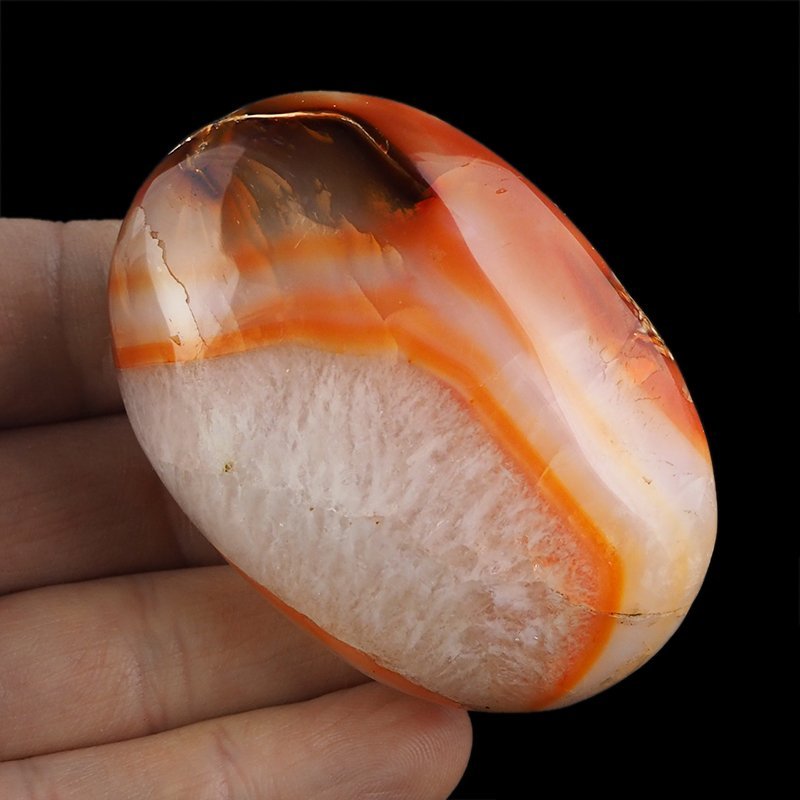 KARNEOL, AGAT - OTOCZAK - 67 mm - MADAGASKAR