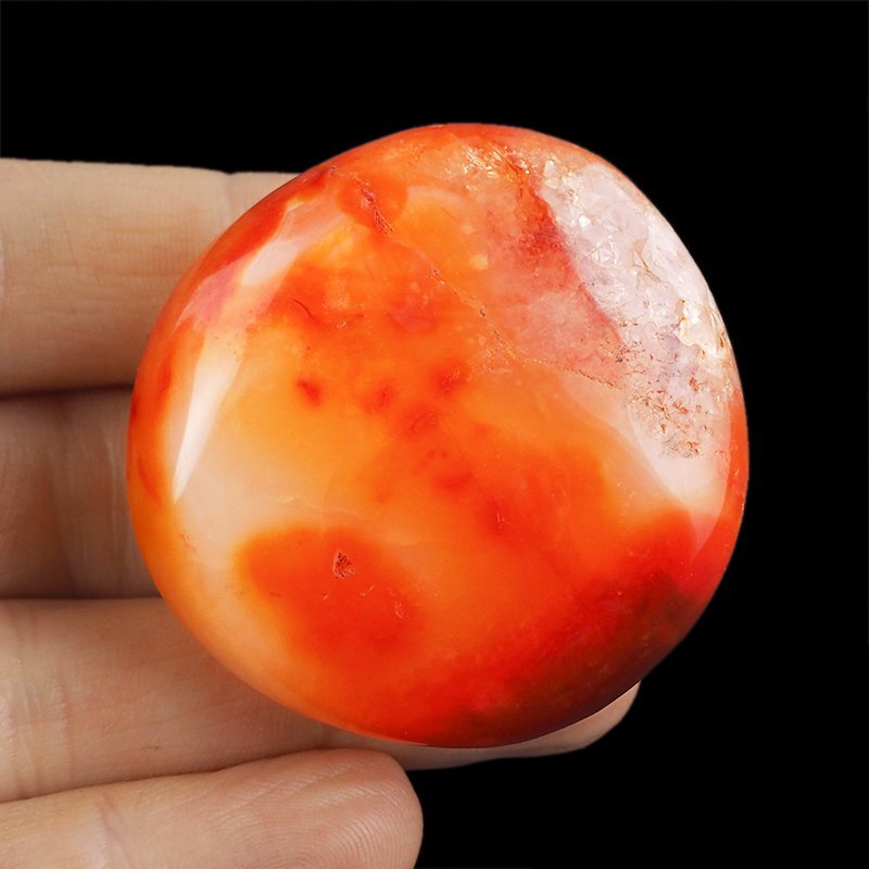 KARNEOL - OTOCZAK - 48 mm - MADAGASKAR
