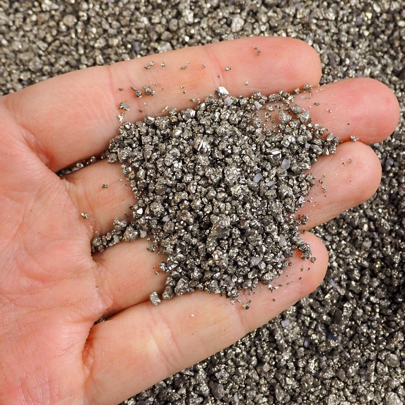 PIRYT - ZESTAW 100 g DROBNYCH KAMIENI NATURALNYCH - PERU
