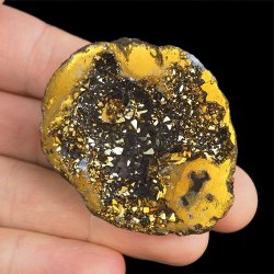 KRYSZTAŁ GÓRSKI - GOLD AURA - GEODA - 51 mm