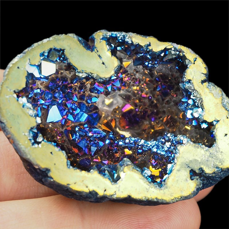 KRYSZTAŁ GÓRSKI - BLUE AURA - GEODA - 53 mm