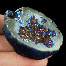 KRYSZTAŁ GÓRSKI - BLUE AURA - GEODA - 53 mm