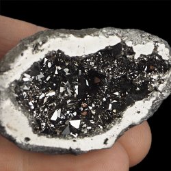 KRYSZTAŁ GÓRSKI - SILVER AURA - GEODA - 51 mm