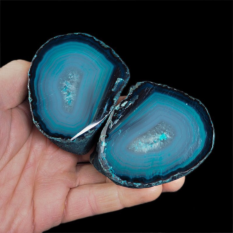 AGAT NIEBIESKI - DWIE POŁÓWKI - 83 mm - BRAZYLIA