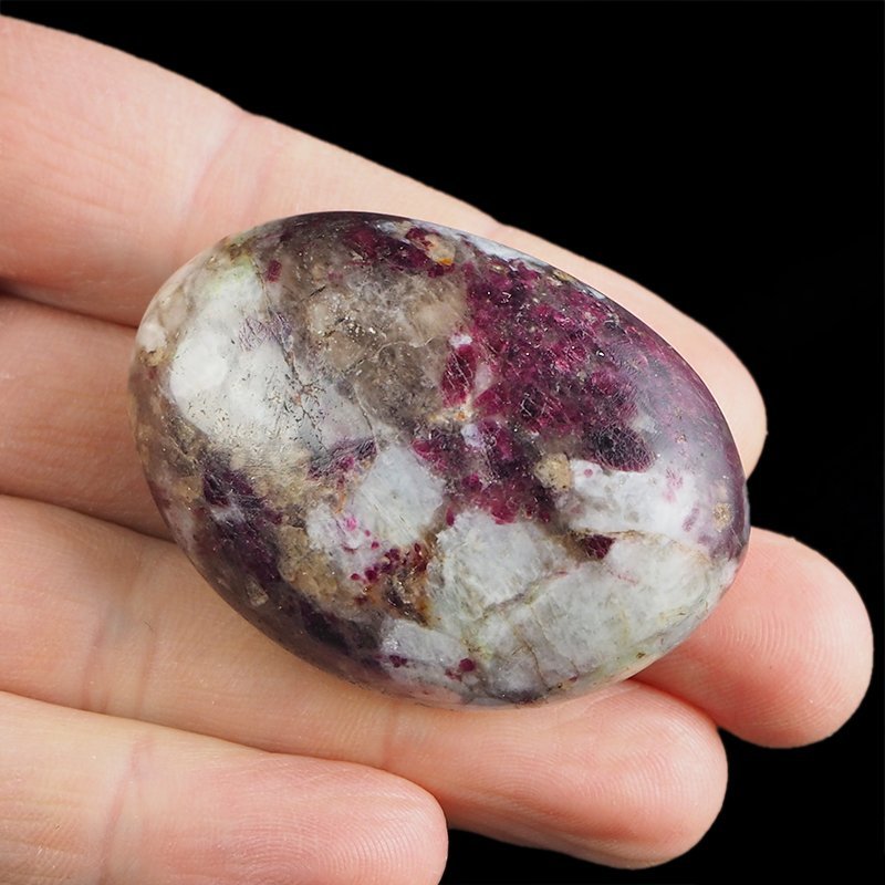 TURMALIN RUBELIT - OTOCZAK - 51 mm - MADAGASKAR