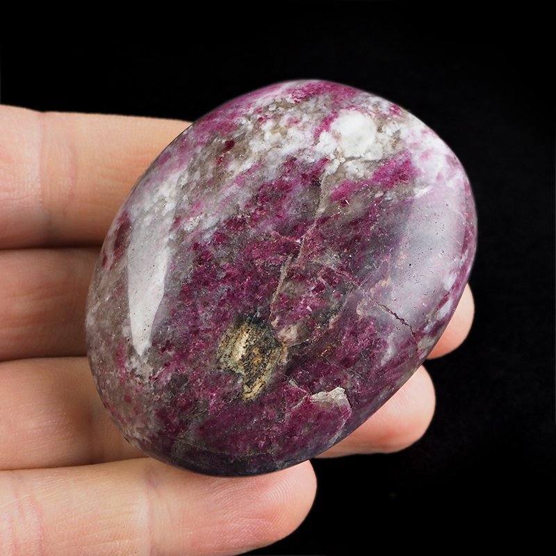 TURMALIN RUBELIT - OTOCZAK - 61 mm - MADAGASKAR