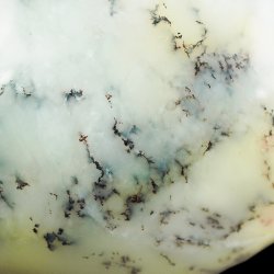 OPAL Z DENDRYTAMI - OTOCZAK - 53 mm - MADAGASKAR