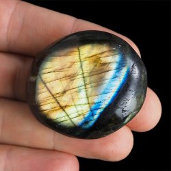 LABRADORYT - OTOCZAK - 43 mm - MADAGASKAR
