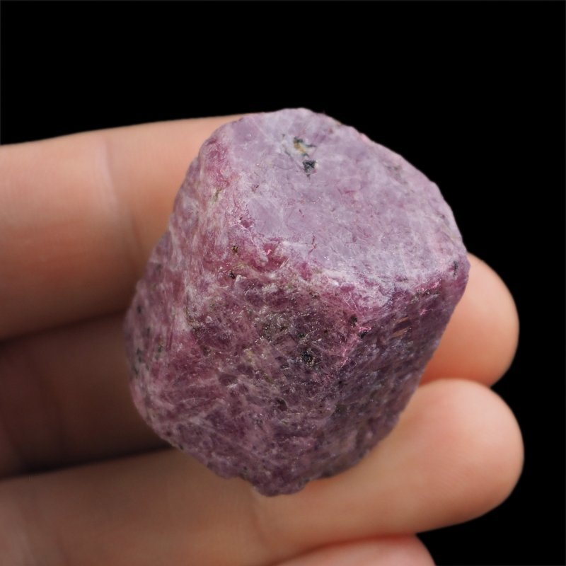 RUBIN - NATURALNY KRYSZTAŁ - 28 mm - TANZANIA