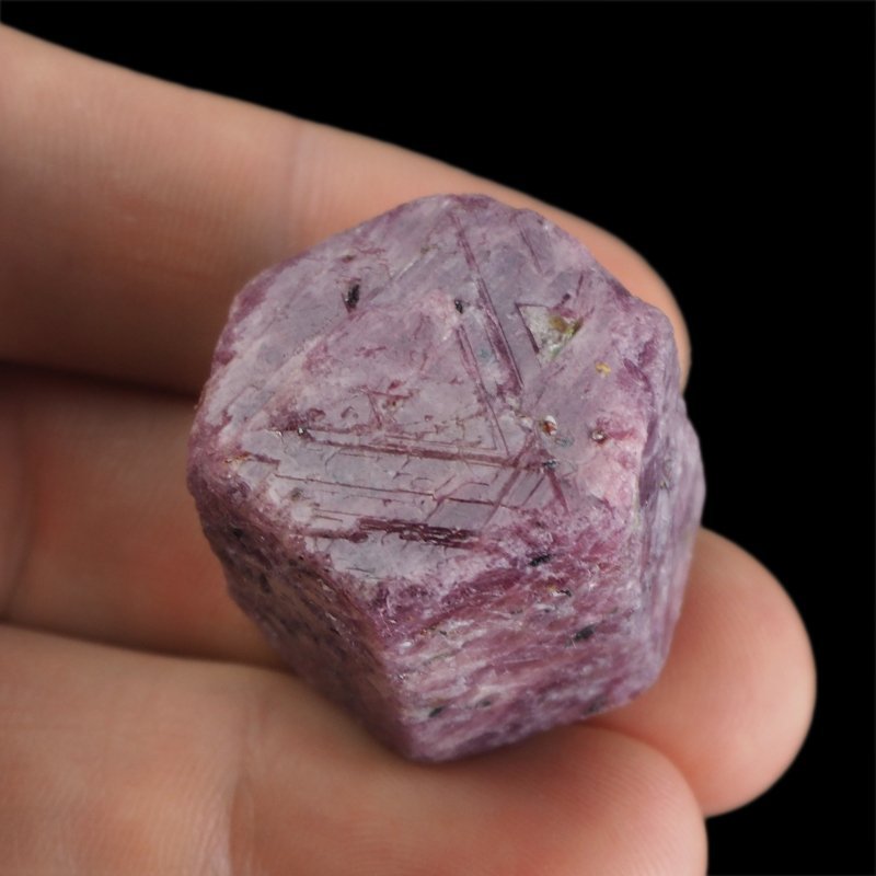 RUBIN - NATURALNY KRYSZTAŁ - 28 mm - TANZANIA