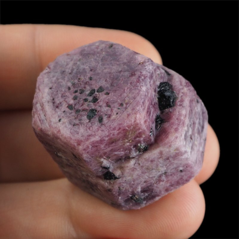 RUBIN - NATURALNY KRYSZTAŁ - 32 mm - TANZANIA