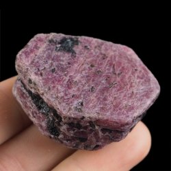 RUBIN - NATURALNY KRYSZTAŁ - 42 mm - TANZANIA