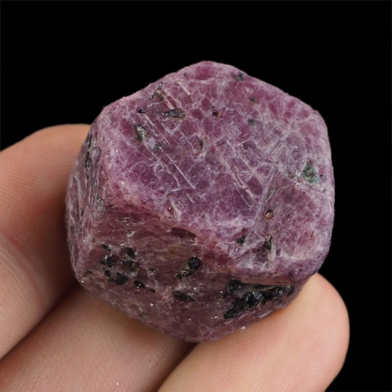 RUBIN - NATURALNY KRYSZTAŁ - 28 mm - TANZANIA