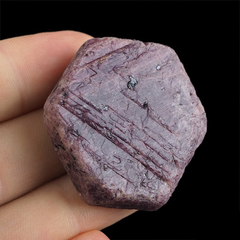 RUBIN - NATURALNY KRYSZTAŁ - 37 mm - TANZANIA