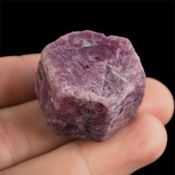 RUBIN - NATURALNY KRYSZTAŁ - 30 mm - TANZANIA