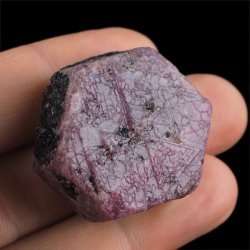 RUBIN - NATURALNY KRYSZTAŁ - 34 mm - TANZANIA