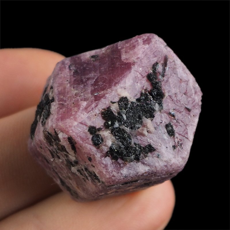 RUBIN - NATURALNY KRYSZTAŁ - 27 mm - TANZANIA