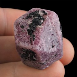 RUBIN - NATURALNY KRYSZTAŁ - 27 mm - TANZANIA
