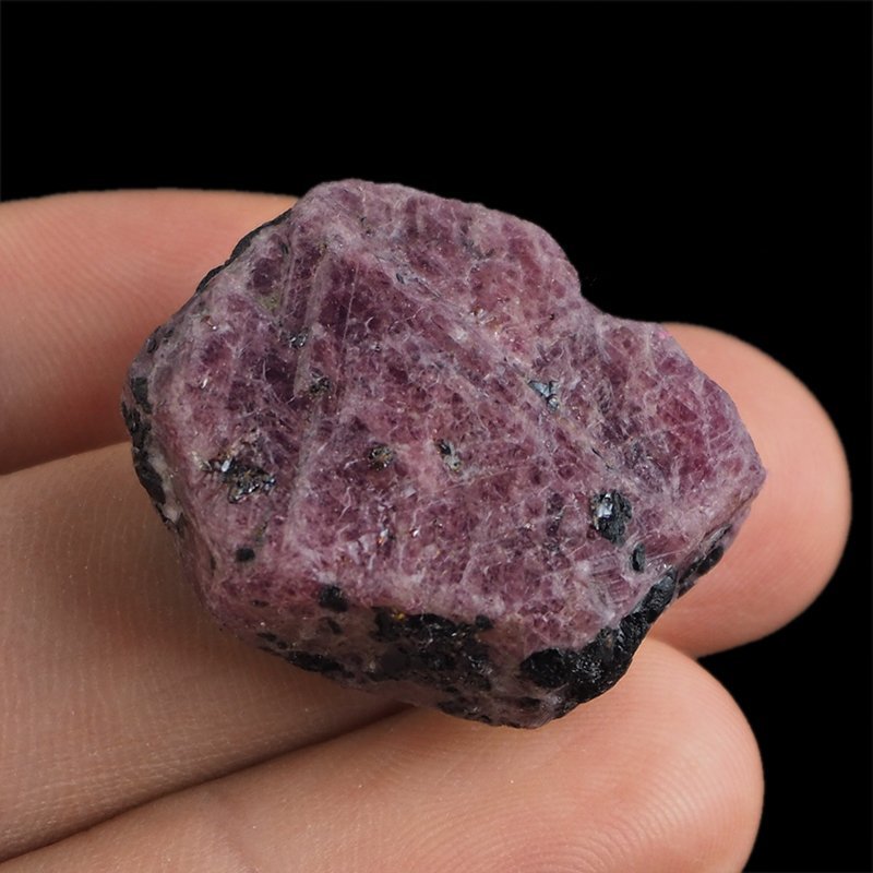 RUBIN - NATURALNY KRYSZTAŁ - 30 mm - TANZANIA