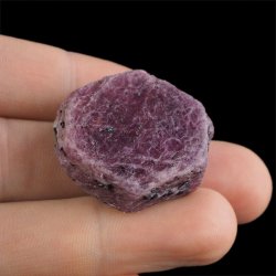 RUBIN - NATURALNY KRYSZTAŁ - 30 mm - TANZANIA