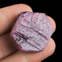 RUBIN - NATURALNY KRYSZTAŁ - 31 mm - TANZANIA