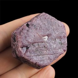 RUBIN - NATURALNY KRYSZTAŁ - 48 mm - TANZANIA