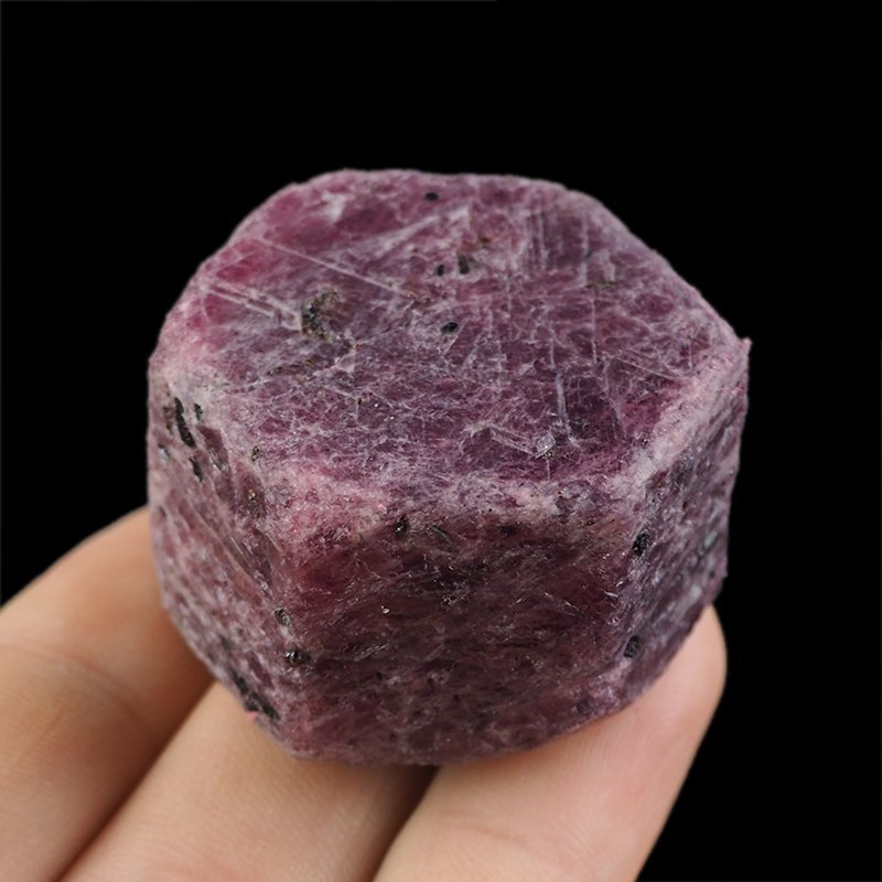 RUBIN - NATURALNY KRYSZTAŁ - 38 mm - TANZANIA