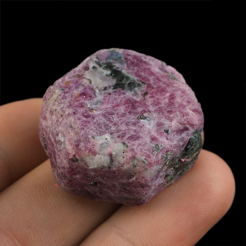 RUBIN - NATURALNY KRYSZTAŁ - 31 mm - TANZANIA
