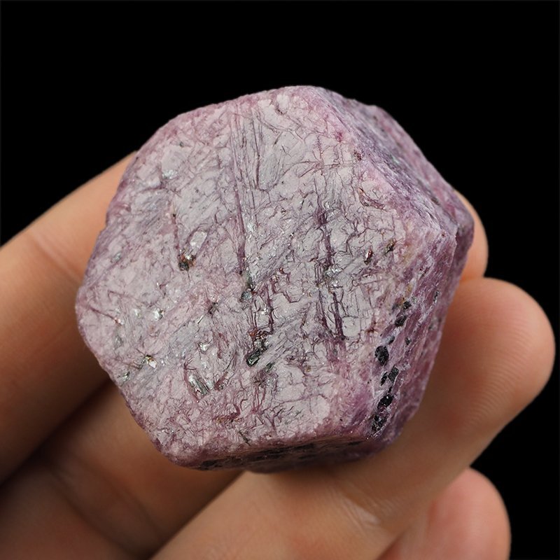 RUBIN - NATURALNY KRYSZTAŁ - 40 mm - TANZANIA